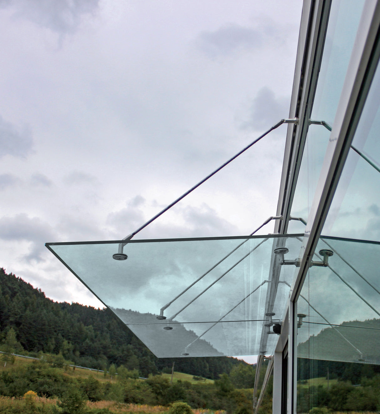 Prístrešok - tiahlo