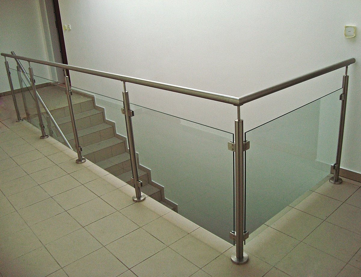 Stĺpik, vrchné kotvenie - pravý AISI304, D42,4x2/2