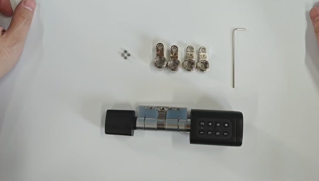 Celosklenené zábradlie-odvodňovací profil.